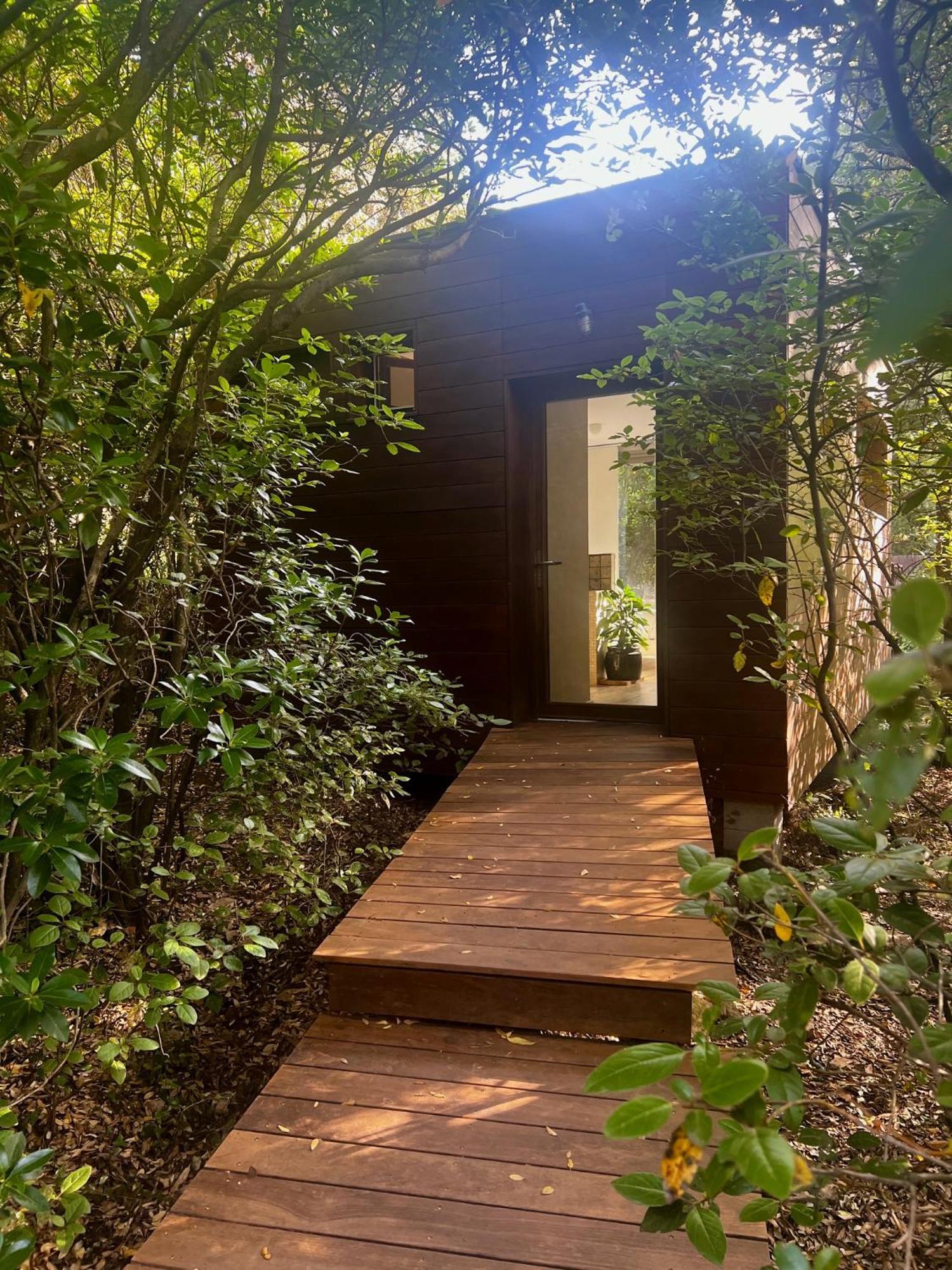 La Canopee Private Ecolodges Nimes Exterior photo
